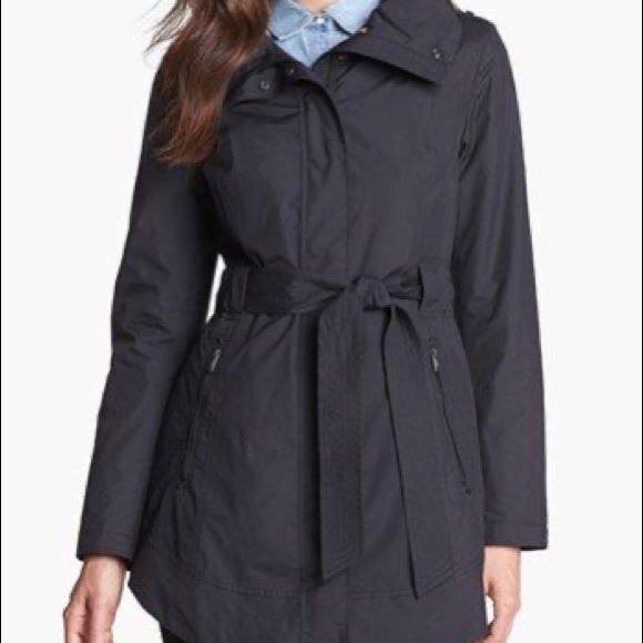 tumi raincoat